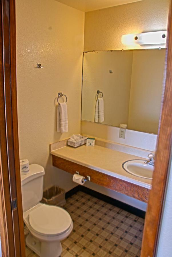 Crescent Beach Motel Crescent City Phòng bức ảnh